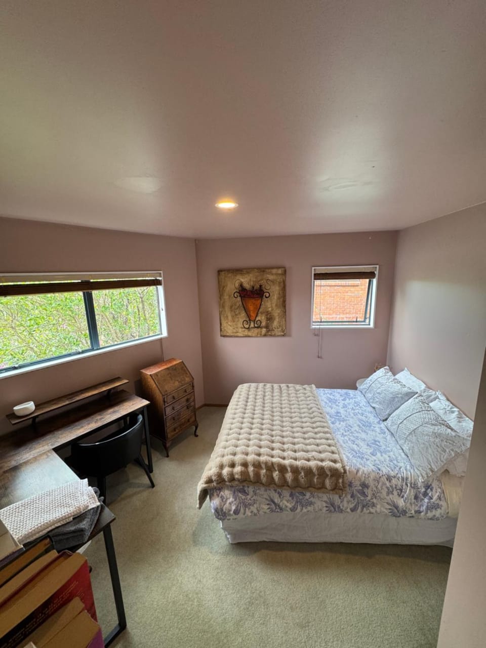 Sandy Toes & Netflix Nights, Relaxing Auckland Retreat Bed and Breakfast in Auckland