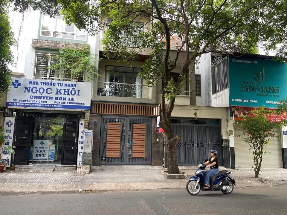 View (from property/room), Street view