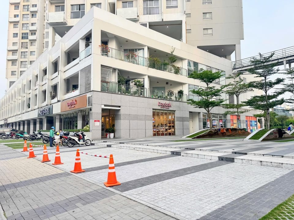 Scenic Valley 2 SECC Apartment in Ho Chi Minh City