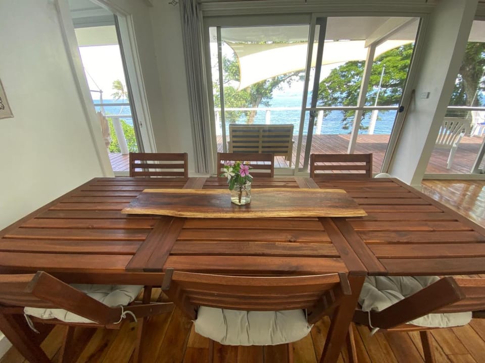 Waterfront modern 3br home Vale Ni Vonu House in Fiji