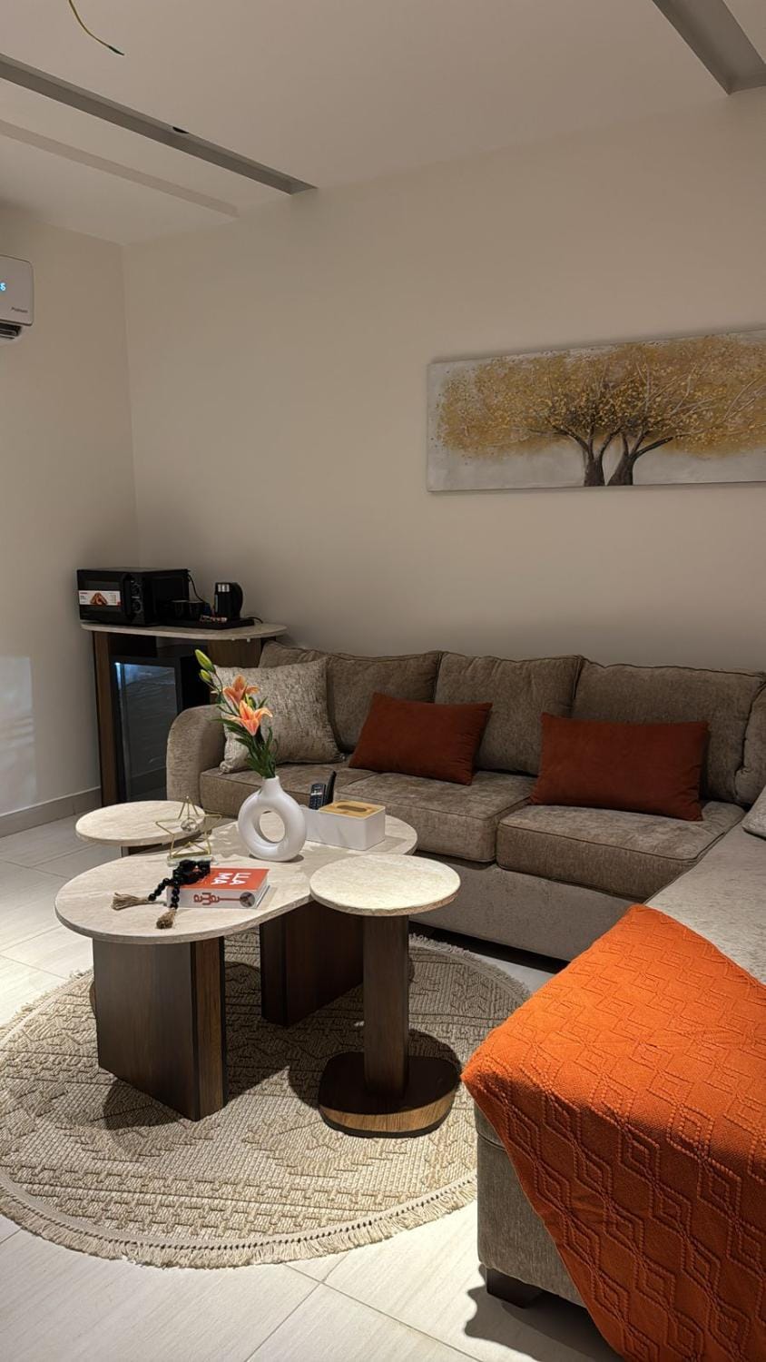 راحتك علينا Apartment in Jeddah