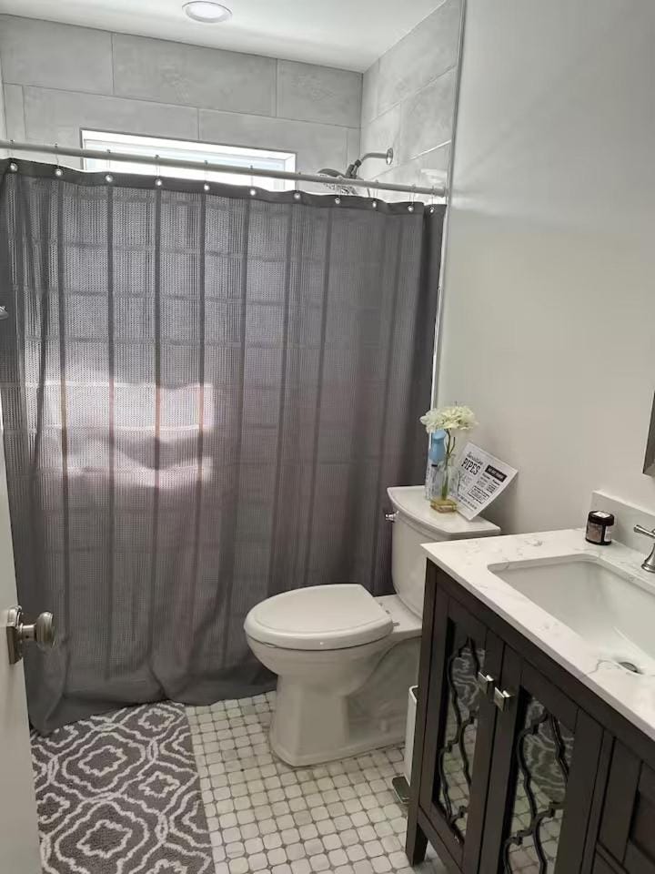 PRIVATE ROOM - Monthly - POD Room Vacation rental in Miami