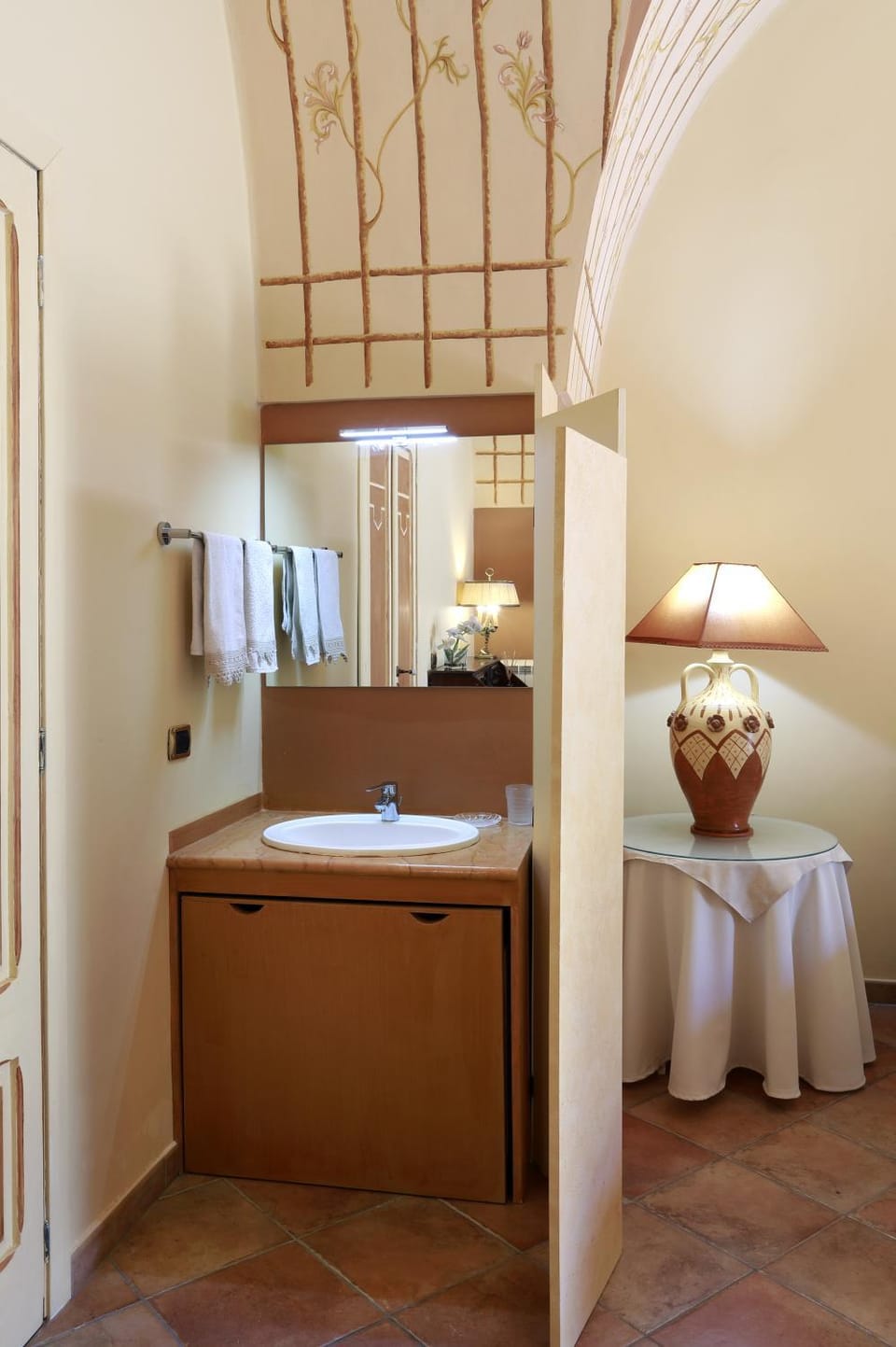Bathroom, towels
