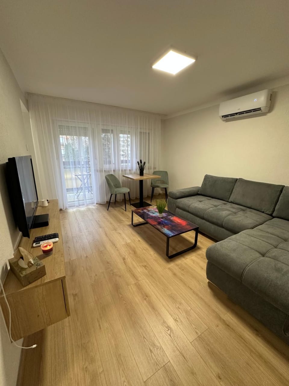 Évy Apartman Apartment in Hungary