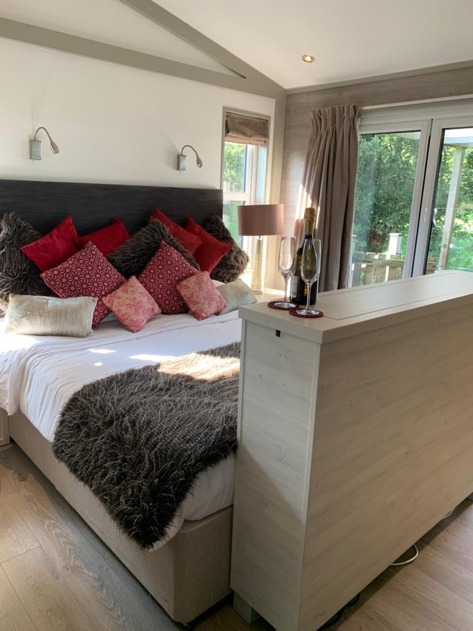 Bed, Bedroom