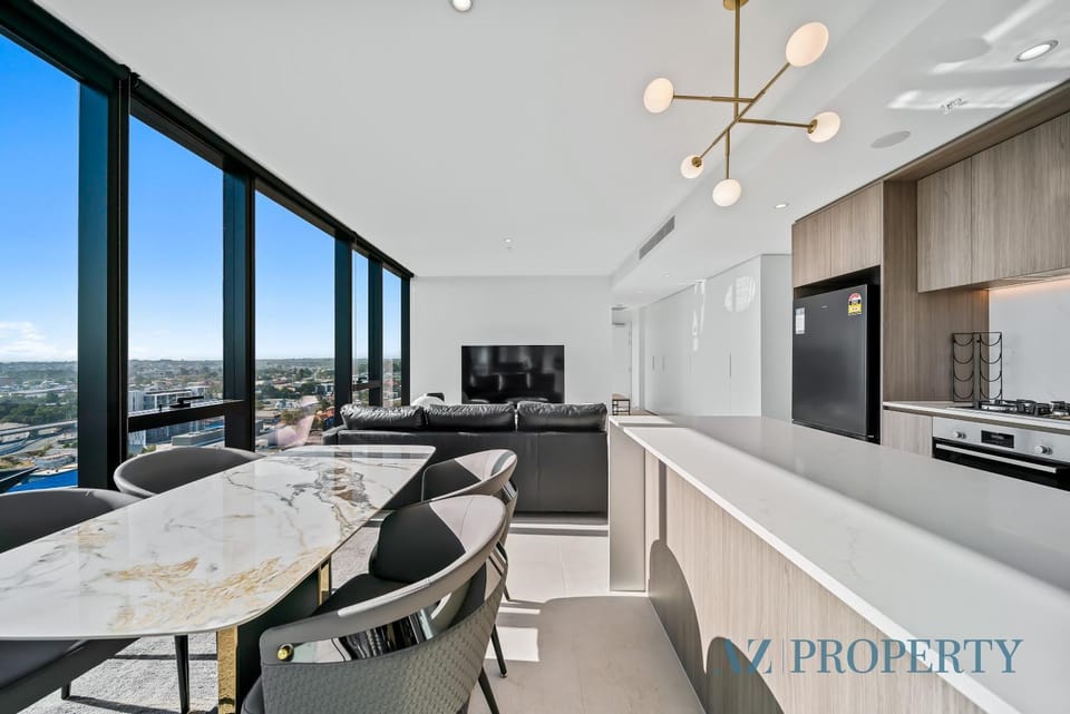 Bright & Spacious 2BR in Prime CBD Location Apartment in Perth
