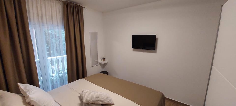 TV and multimedia, Bedroom