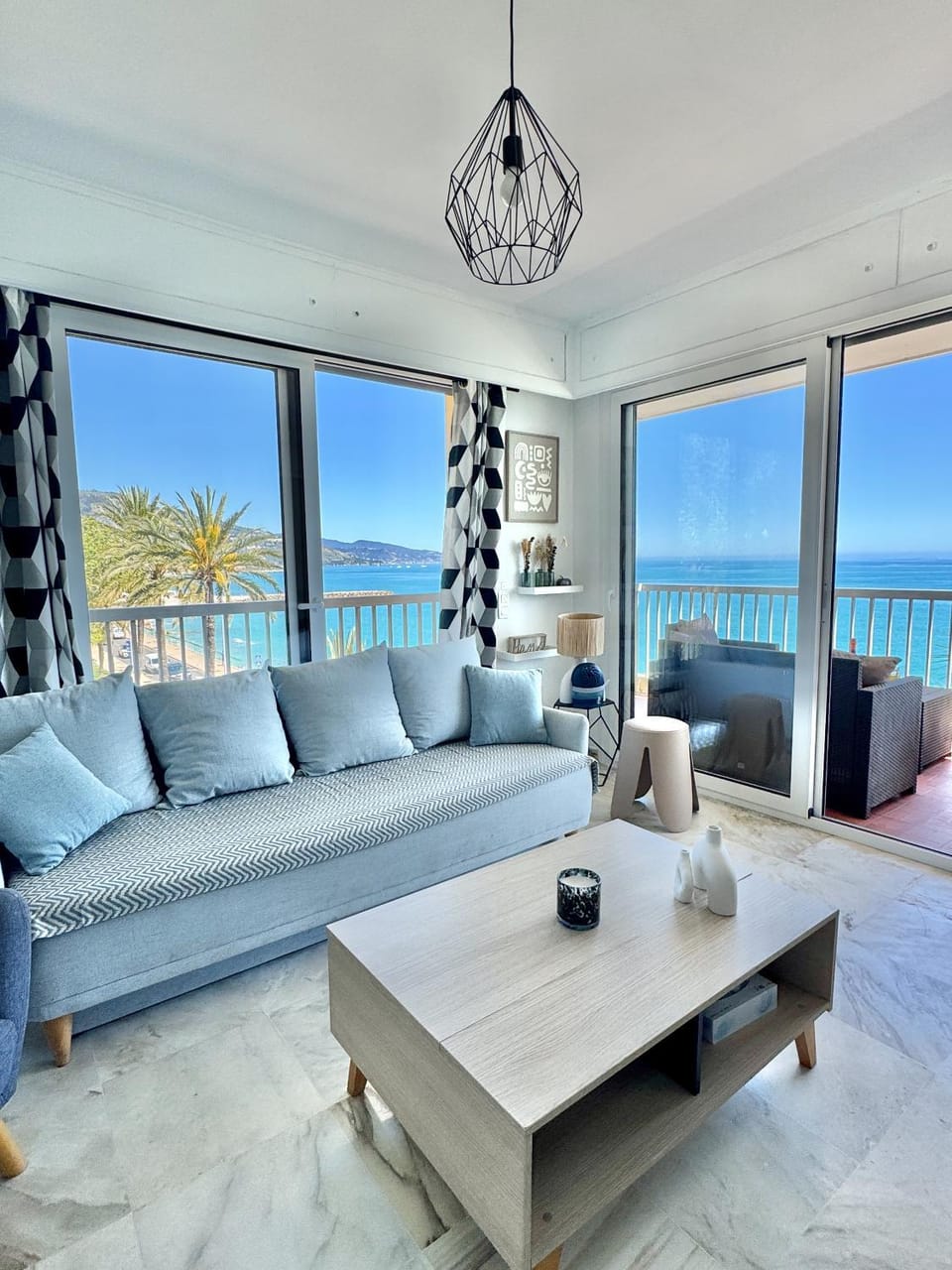 View (from property/room), Living room, Sea view