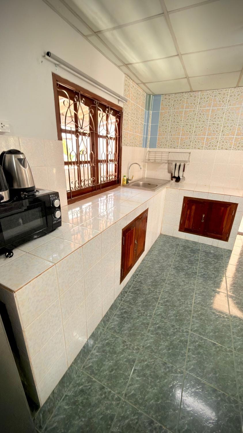 Kitchen or kitchenette, minibar, pet friendly, stove, toaster
