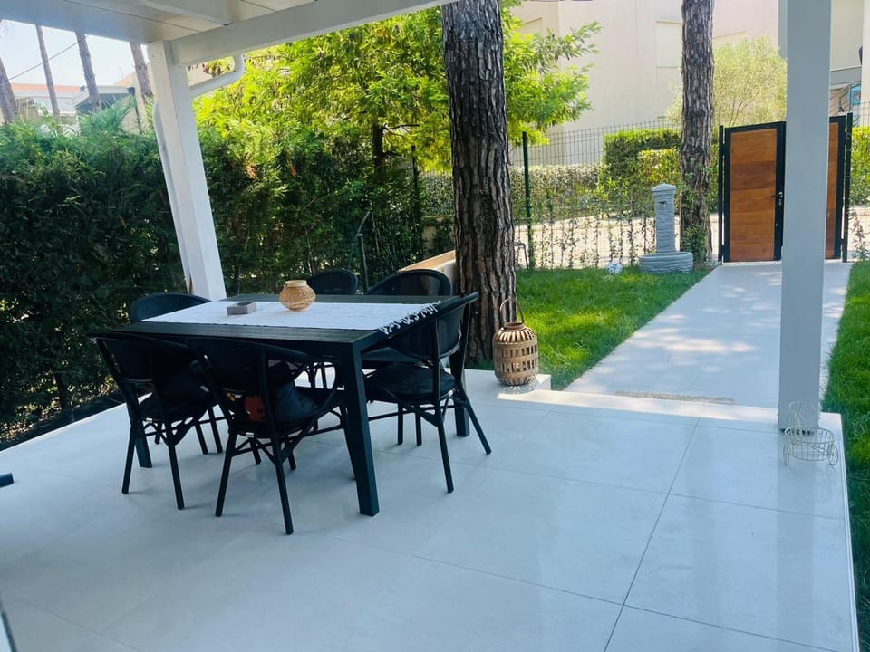 Garden, Balcony/Terrace, Seating area, Dining area