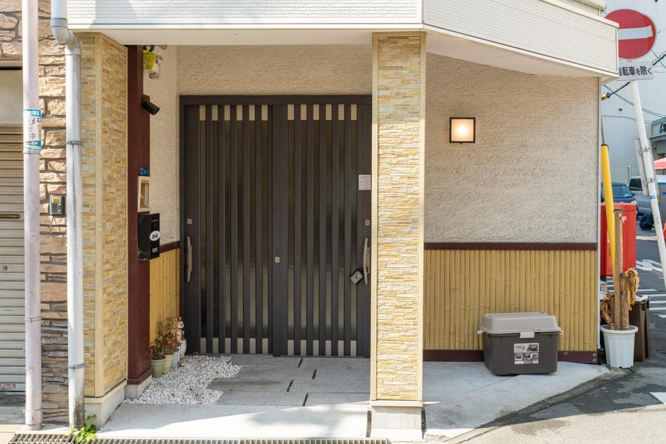 Whouse 10PPL 5LKD New renovated House in Osaka