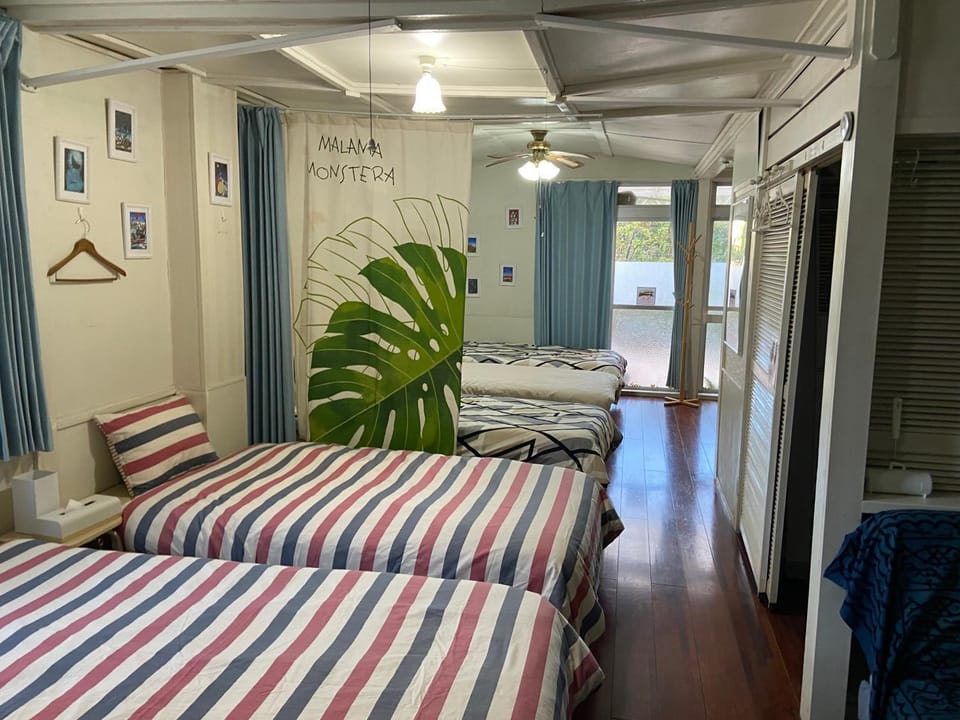 ゲストルーム画楽洞 Bed and Breakfast in Naha