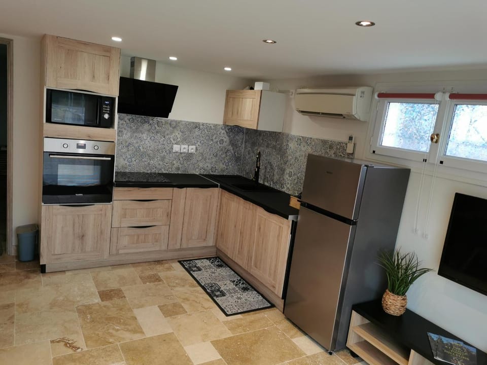 dishwasher, oven, stove