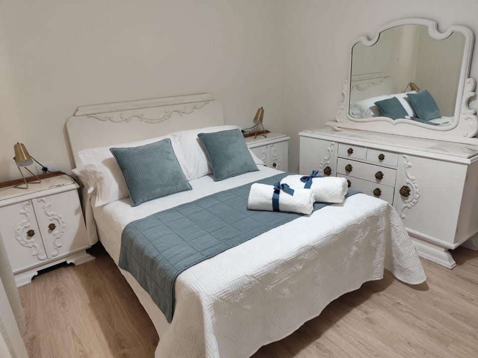 Property building, Bed