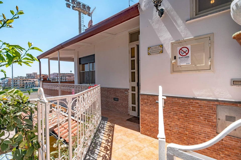 Property building, View (from property/room), Balcony/Terrace