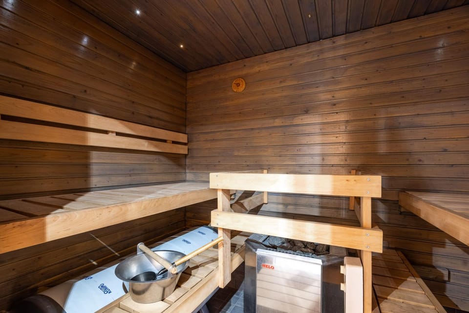 Sauna, Bathroom