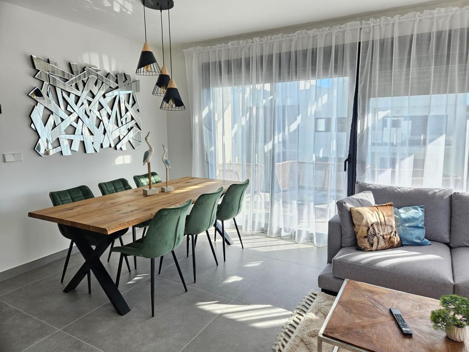 Balcony/Terrace, Dining area