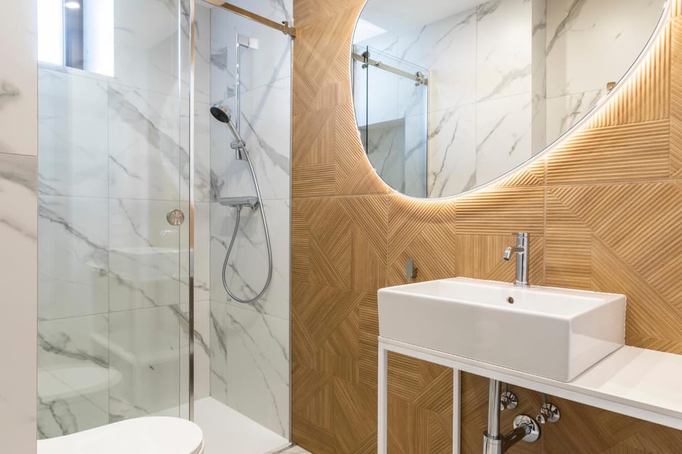 Shower, Bathroom