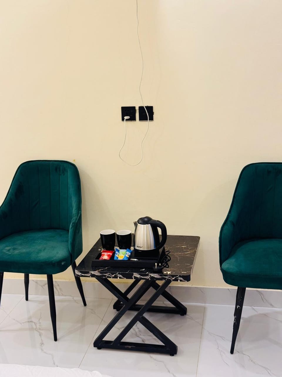 Coffee/tea facilities, Seating area