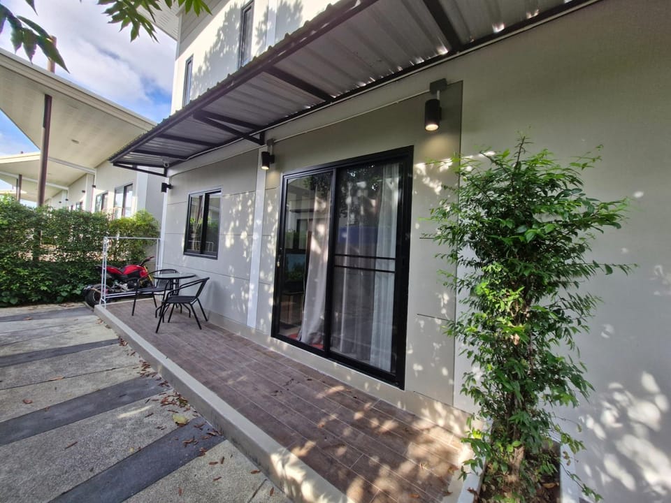 Grandy Apartment Bed and Breakfast in Thailand