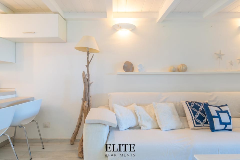 Villa nel cuore del Golfo di Marinella Villa in Sardinia