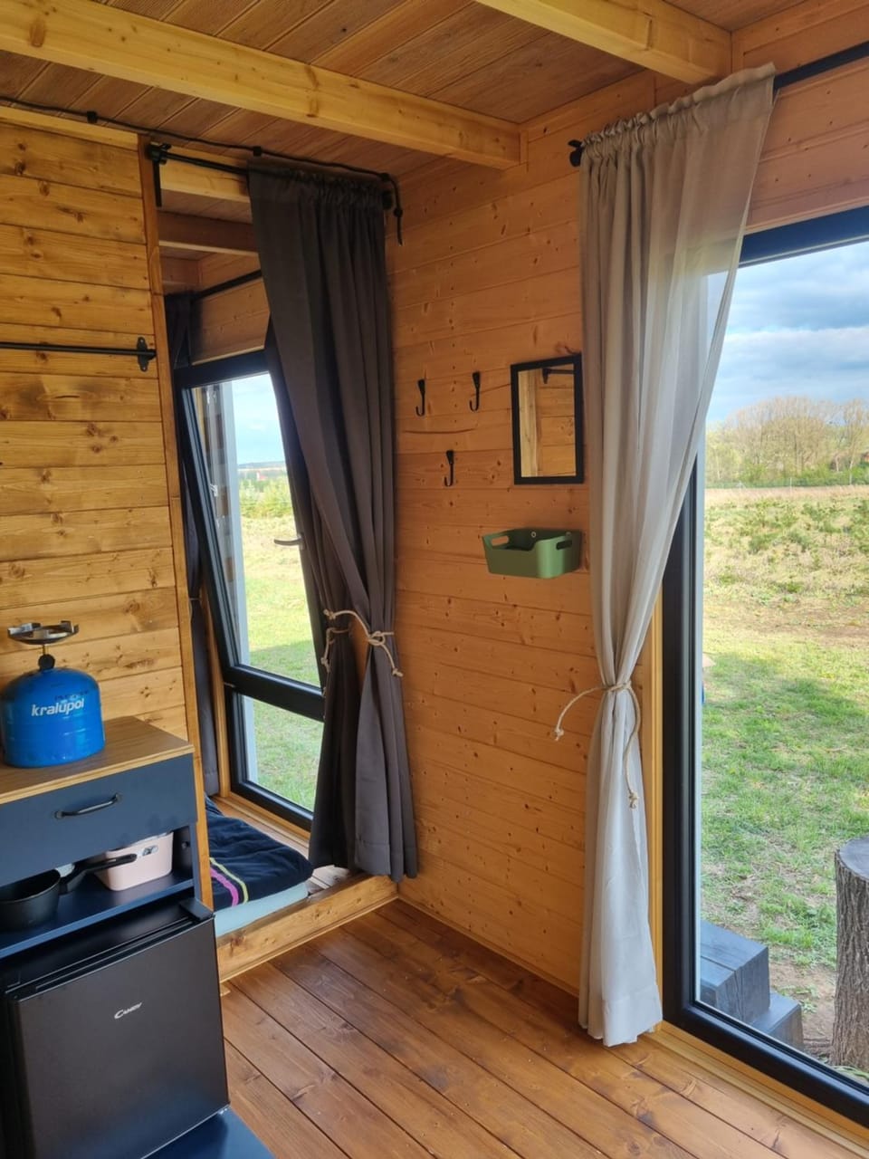 Tiny mezi Smrky House in South Moravian Region