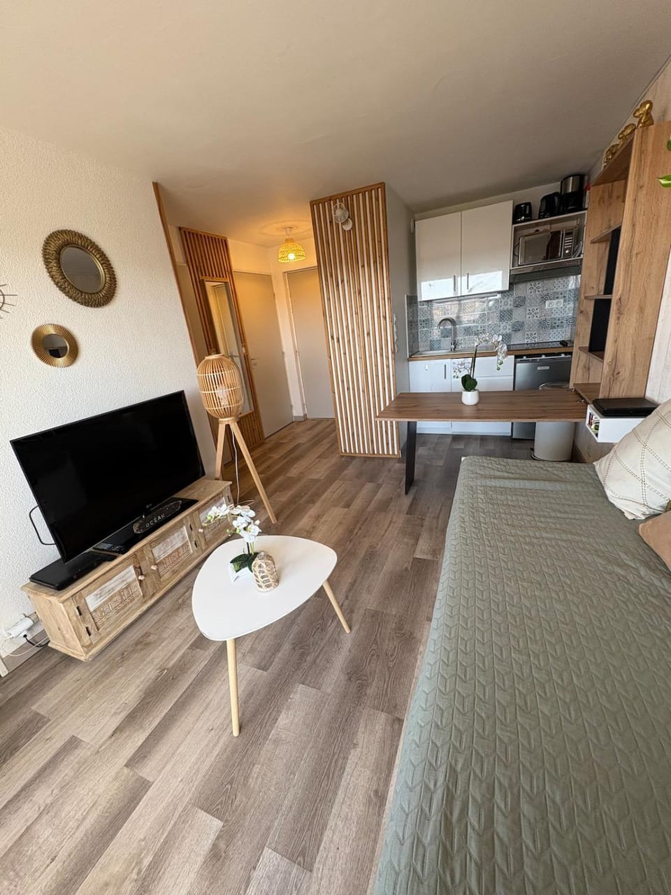 Communal lounge/ TV room, TV and multimedia, Kitchen or kitchenette, Living room