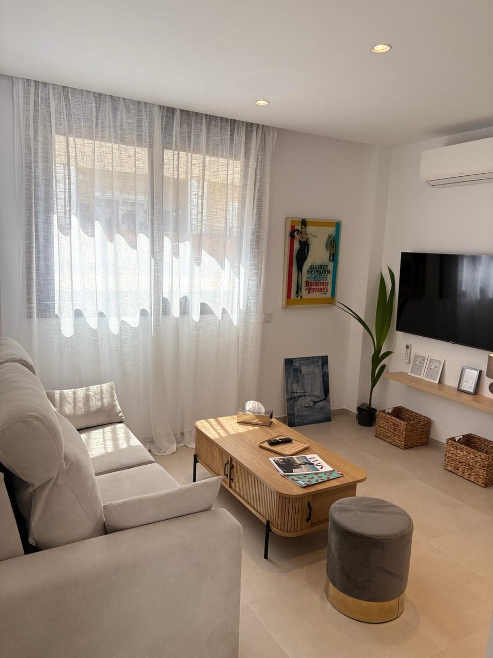 ICEBERG LUXURY DUNEs Free Private Parking Apartment in Tarifa