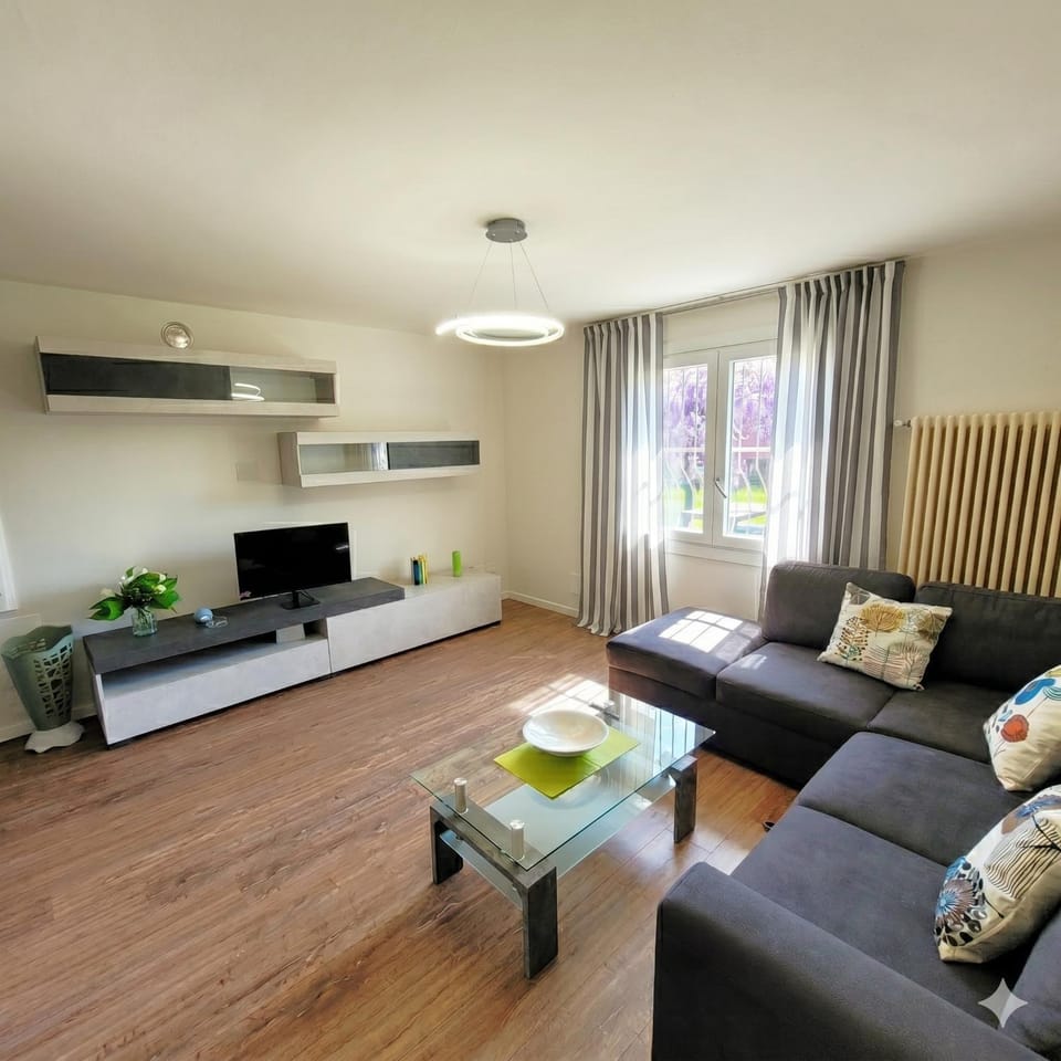 Garden Relais Mountain Lake Iseo Hospitality House in Province of Brescia