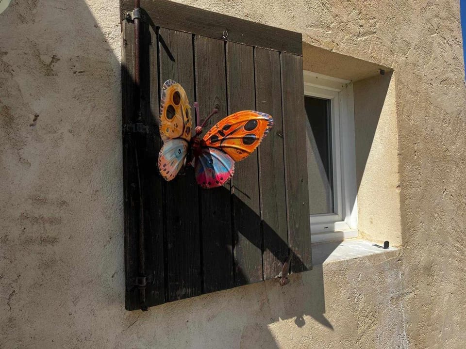 Gîte The Butterfly - 1 bedroom and mezzanine Apartment in Pernes-les-Fontaines