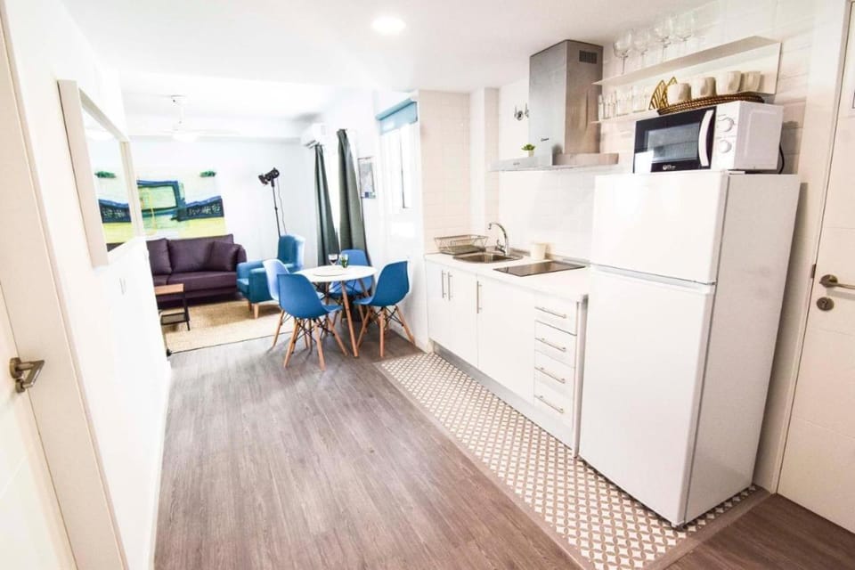 Kitchen or kitchenette, Living room, Dining area