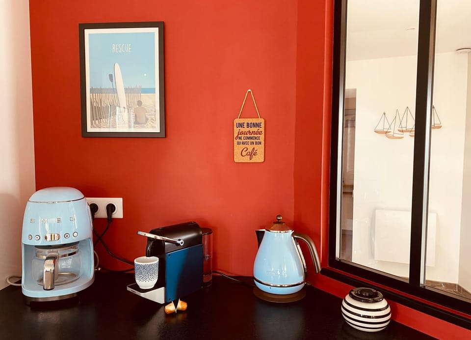 Coffee/tea facilities