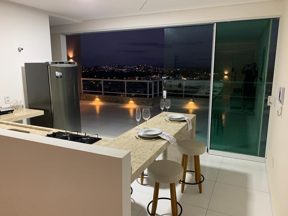 Kitchen or kitchenette, City view