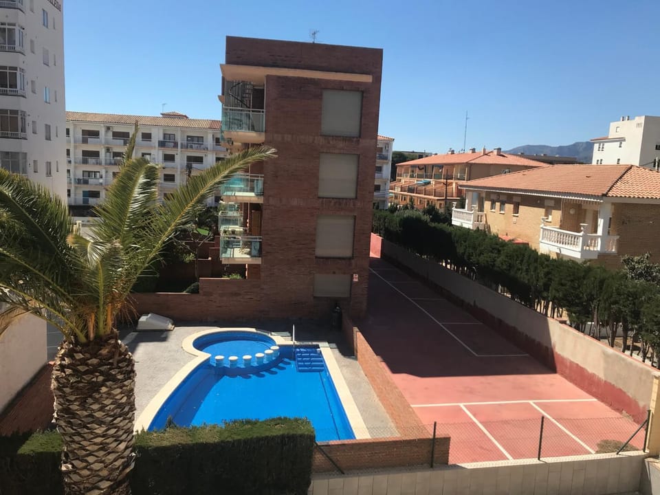 Meddays Apartamento la Caleta Ático Apartment in Miami Platja