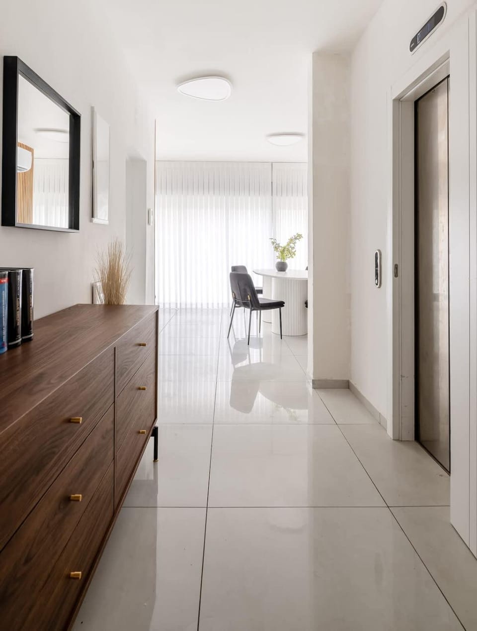 The spectacular tallest penthouse in the city 4-BR Apartment in Haifa District