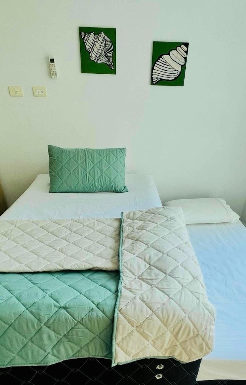 Bed, Bedroom, air conditioner