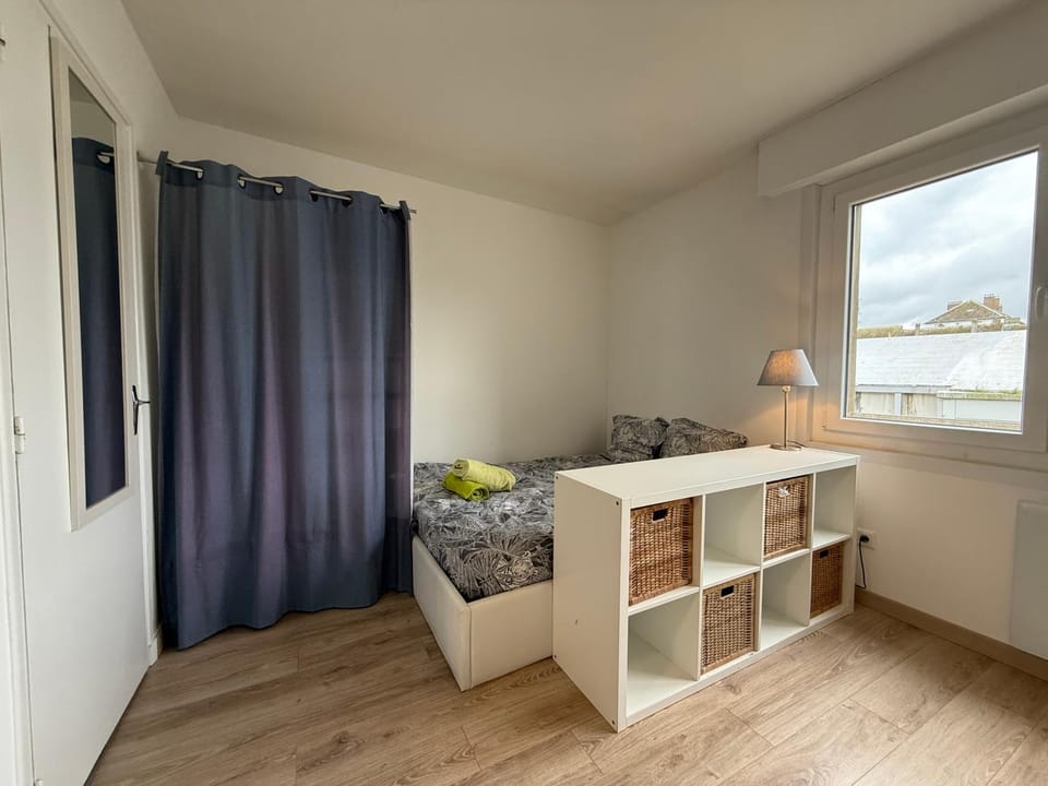 Bed, Bedroom, storage, storage