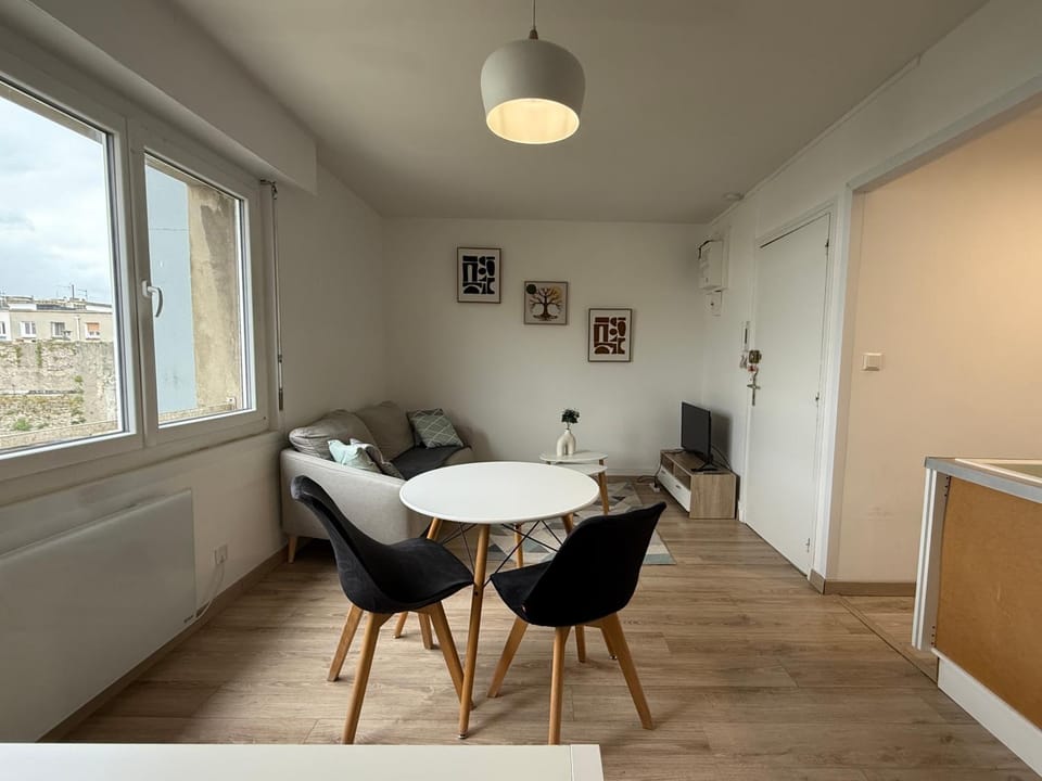 Communal lounge/ TV room, Living room, City view, City view, heating, heating