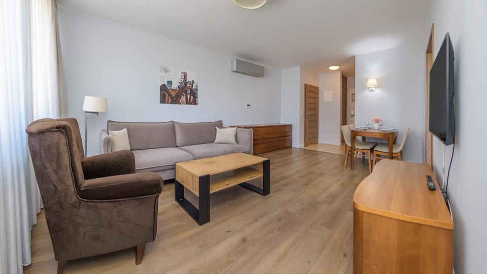 TV and multimedia, Living room
