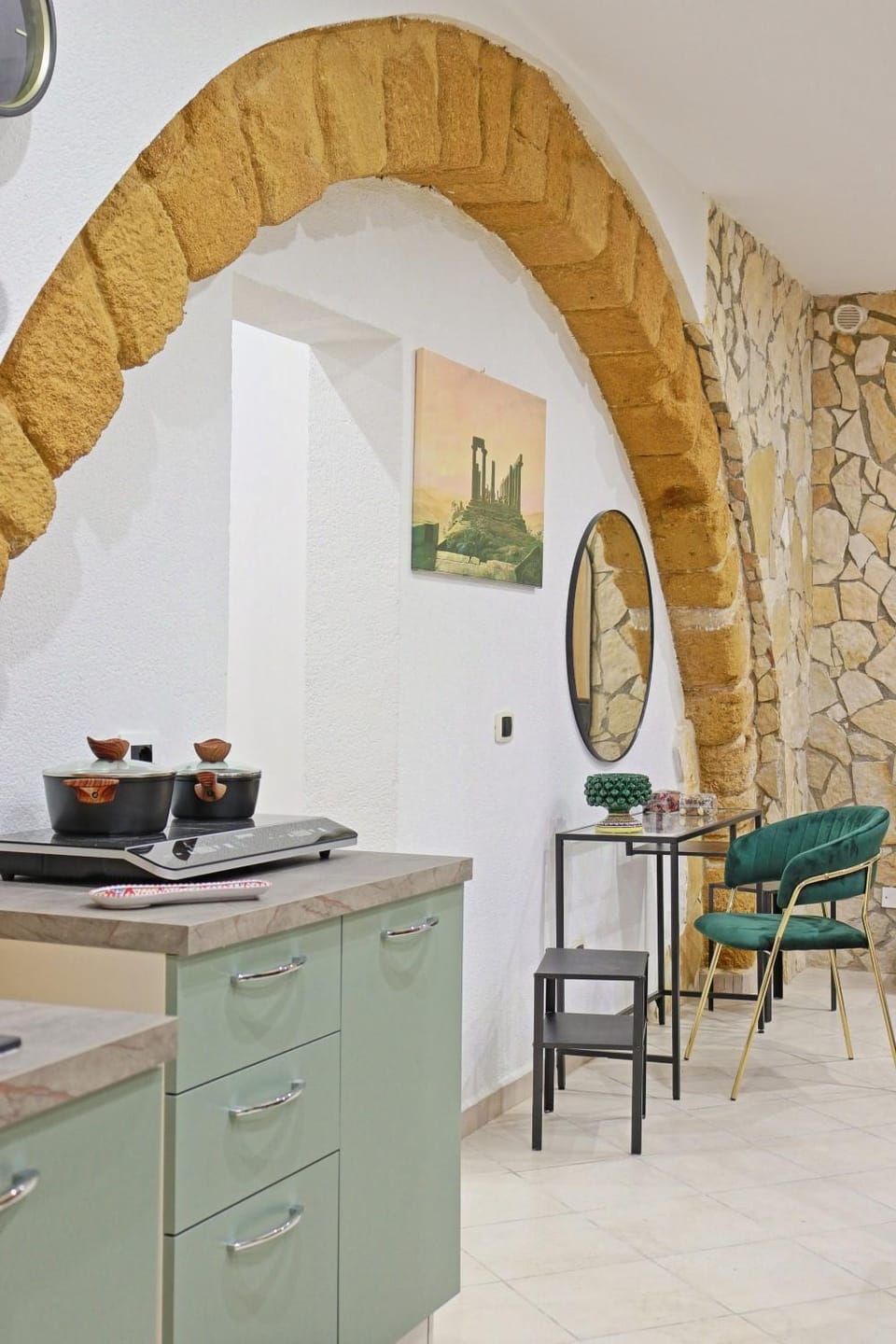 Kitchen or kitchenette