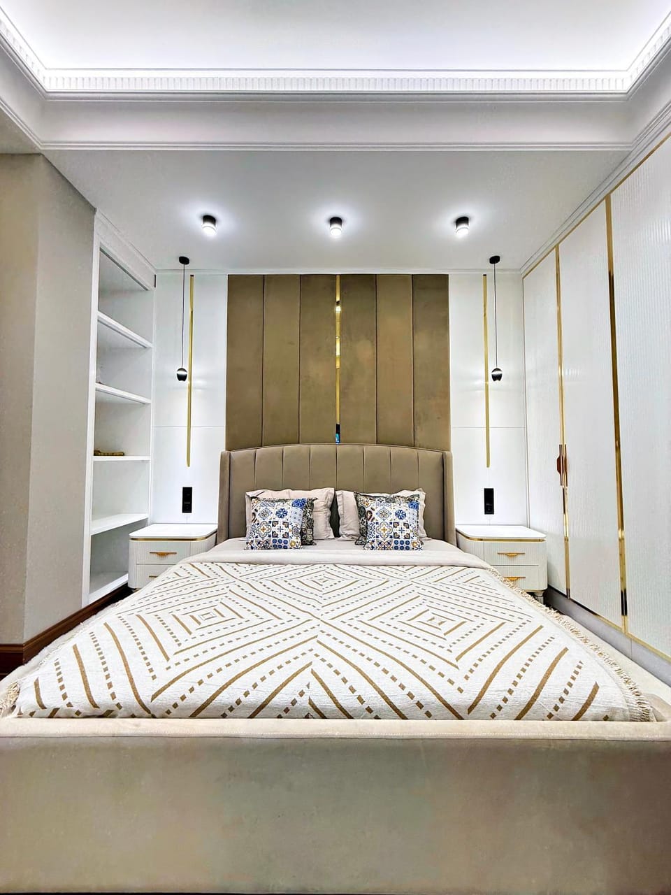 TV and multimedia, Bedroom, bunk bed, wardrobe