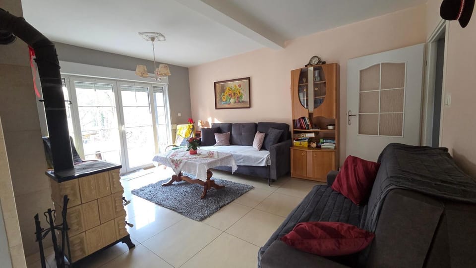 Dom nad jeziorem Oblasek Apartment in Lesser Poland Voivodeship