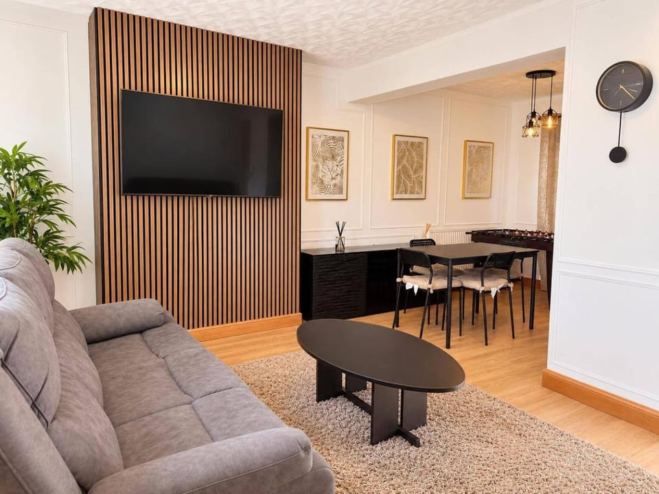 Hartlepool-3 bd House-Sleeps5-Free Parking&Netflix House in Hartlepool