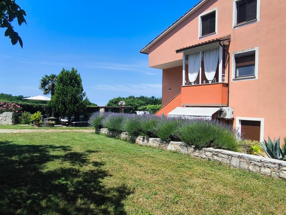 Property building, Natural landscape, View (from property/room), On site, Garden view, Garden view, Inner courtyard view