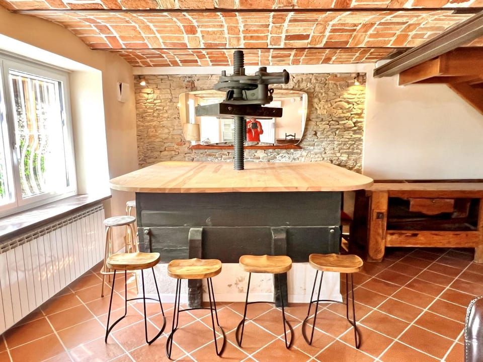 Lounge or bar