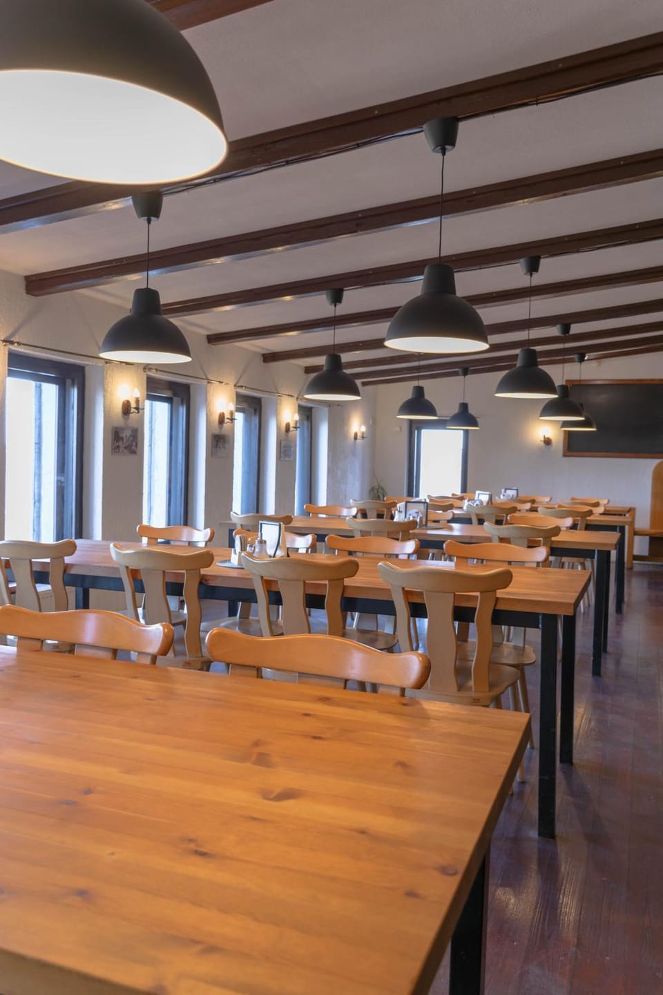 Restaurant/places to eat, Restaurant/places to eat