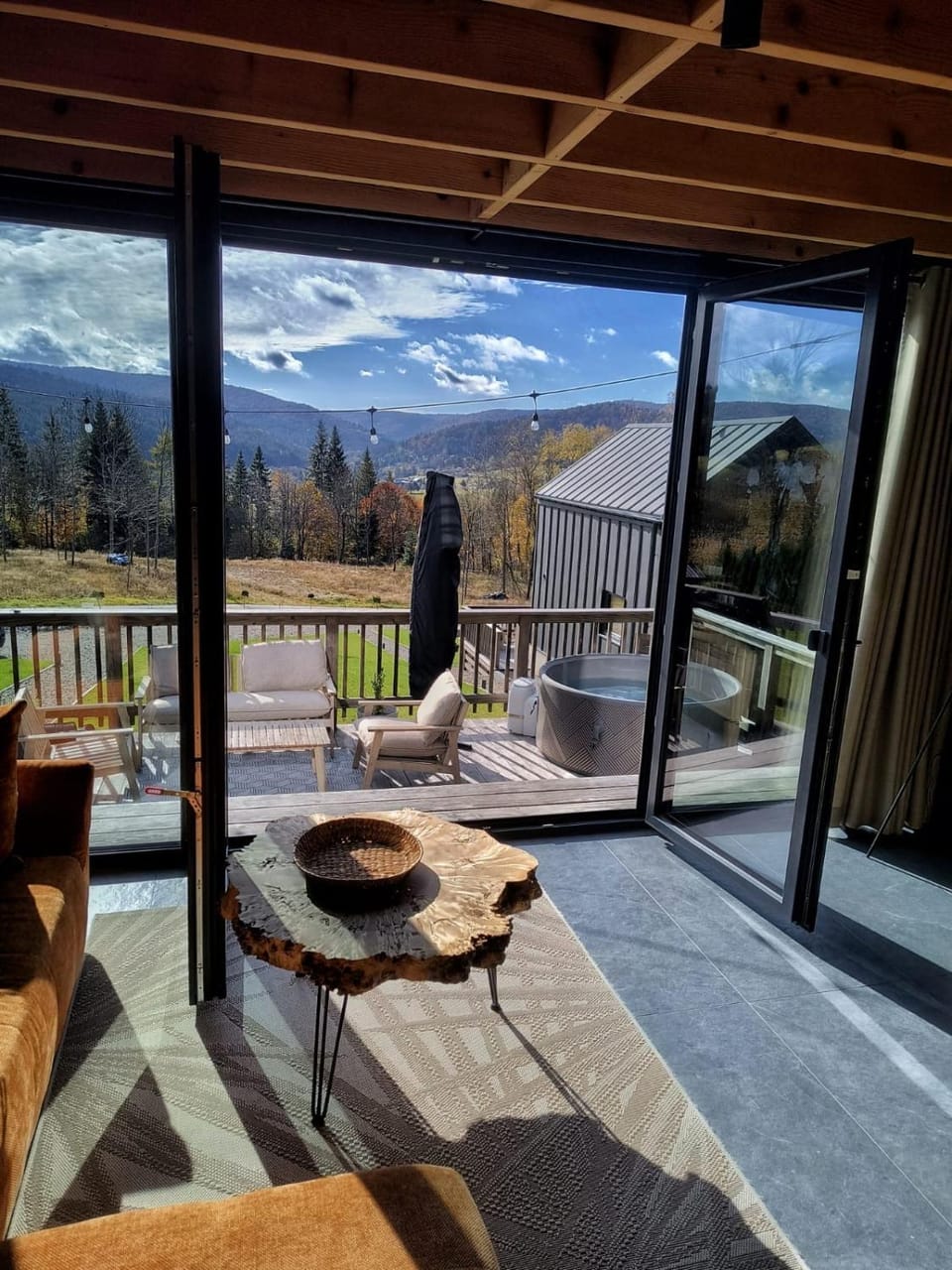 Garden, Hot Tub, View (from property/room), Balcony/Terrace, Seating area, Garden view, Mountain view