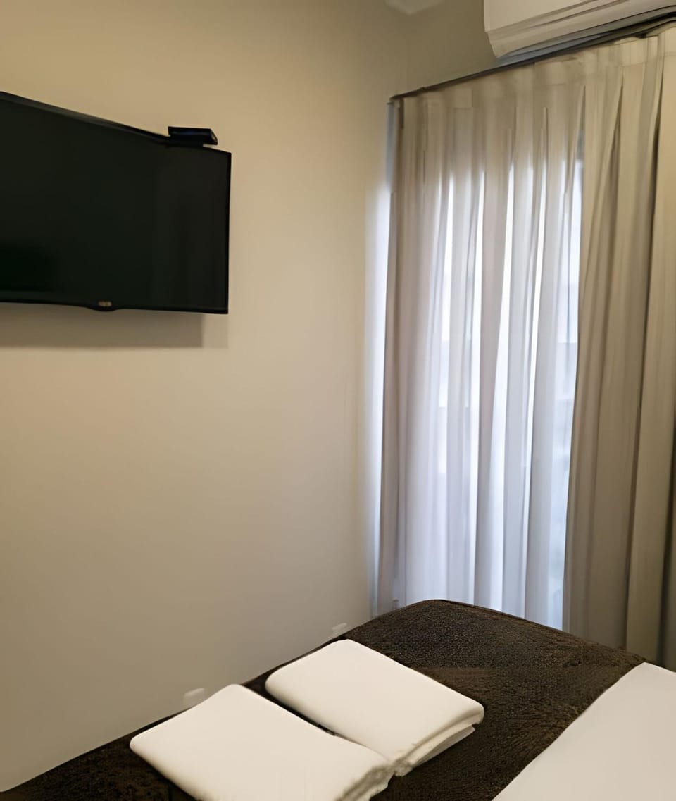 Bed, TV and multimedia