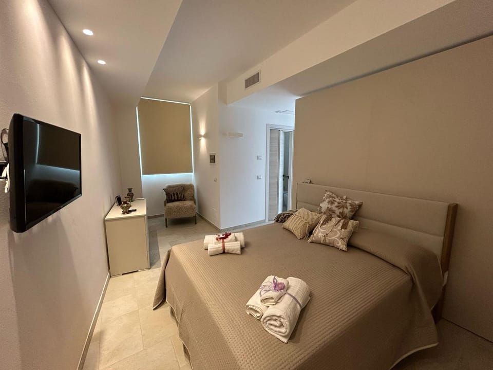 TV and multimedia, Bedroom, towels