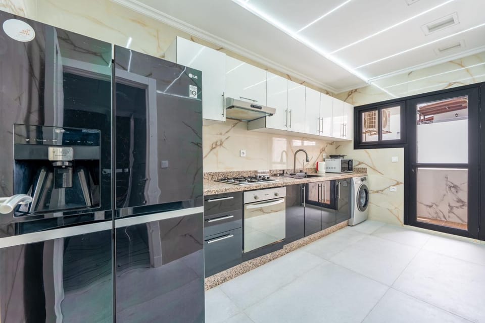 Sea view, 3 bedrooms 82 Apartment in Tangier